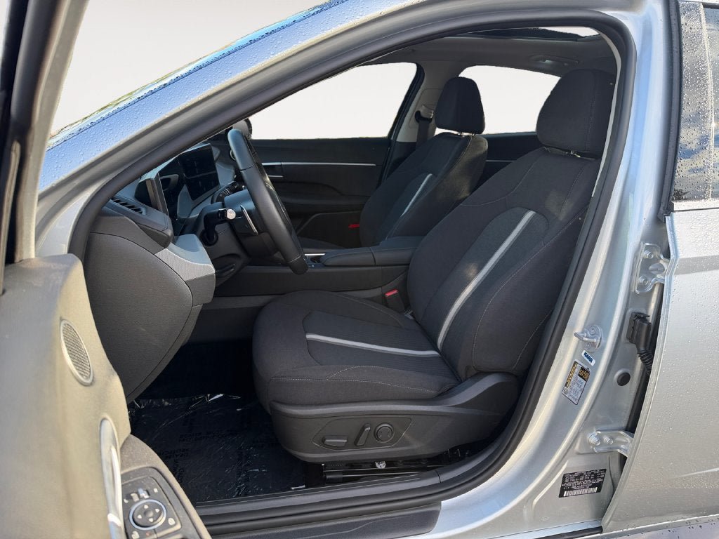 Used 2026 Hyundai Sonata SEL FWD image 7