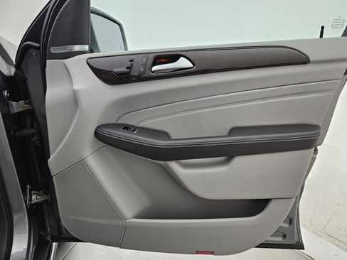 Used 2015 Mercedes-Benz ML 350 4MATIC image 17