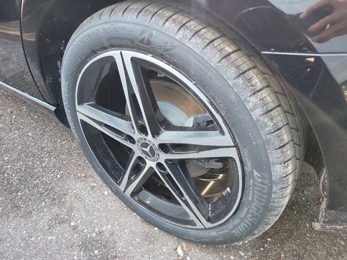 Certified 2022 Mercedes-Benz A 220 image 5