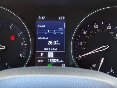 Used 2021 Toyota C-HR LE FWD image 18