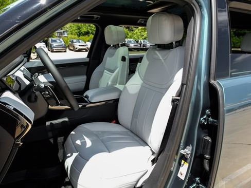 New 2026 Land Rover Range Rover Sport SE AWD/4WD image 40