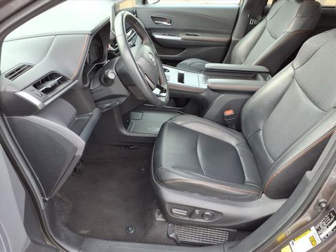 Certified 2022 Toyota Sienna XSE image 9