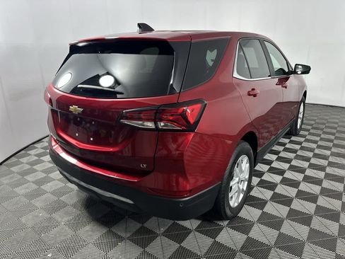 Used 2024 Chevrolet Equinox LT FWD image 16