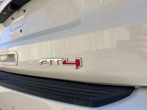 Used 2025 GMC Yukon AT4 image 10