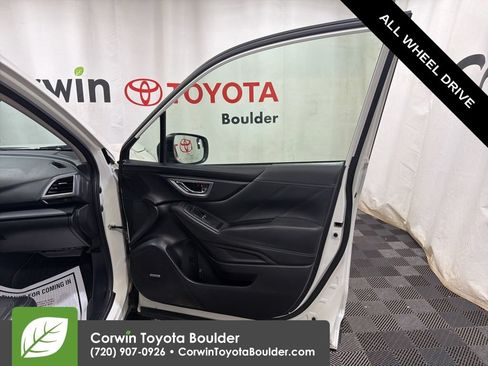 Used 2019 Subaru Forester Limited AWD/4WD image 9