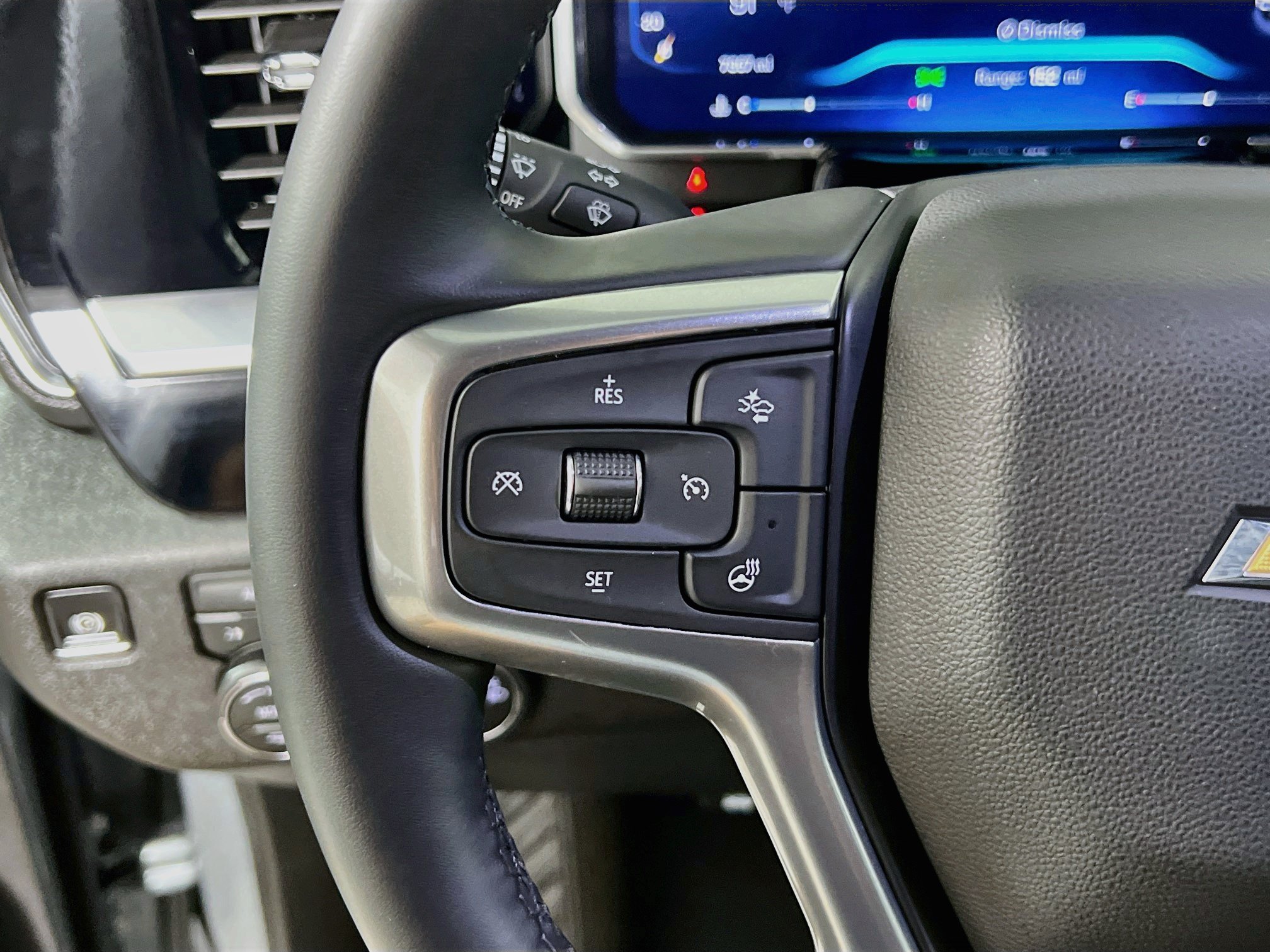 Used 2026 Chevrolet Silverado 1500 LT AWD/4WD image 19