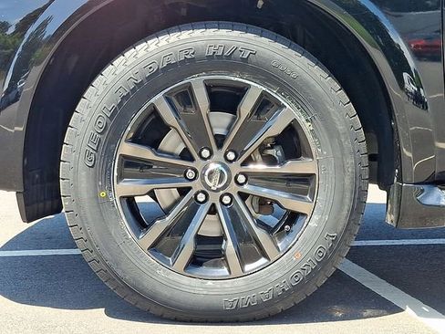 Used 2019 Nissan Armada Platinum RWD image 8