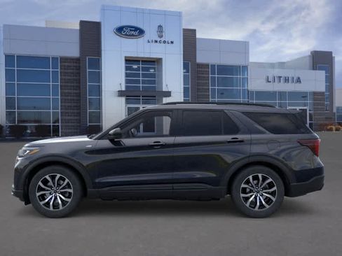 New 2026 Ford Explorer ST-Line AWD/4WD image 3