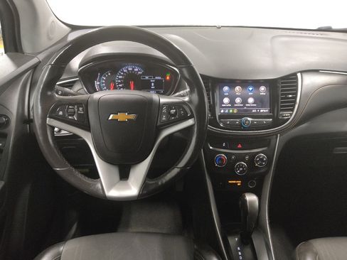 Used 2022 Chevrolet Trax LT w/ Driver Confidence Package AWD/4WD image 22