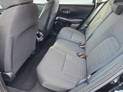 Certified 2023 Honda HR-V LX image 25