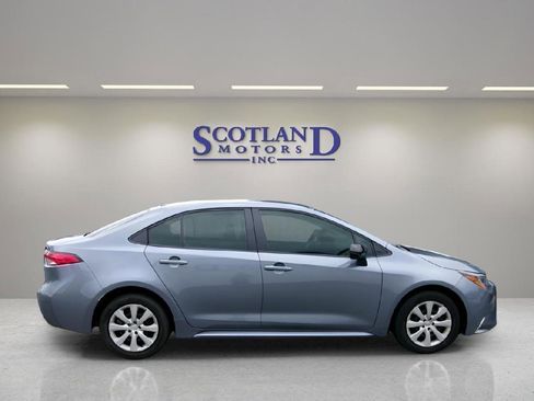 Used 2024 Toyota Corolla LE FWD image 5