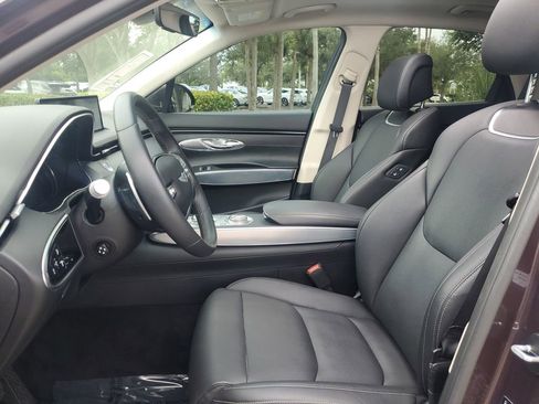 Used 2022 Genesis GV70 2.5T w/ Select Package image 27