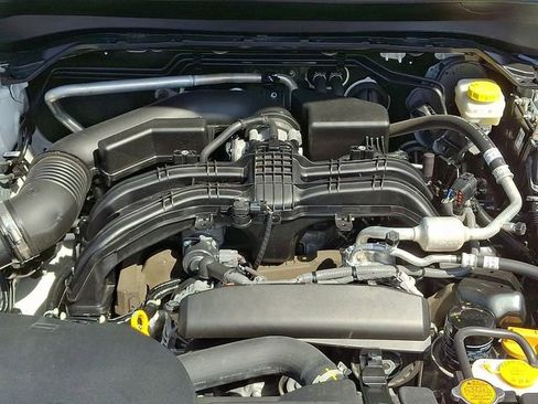 Certified 2025 Subaru Forester Premium AWD/4WD image 28