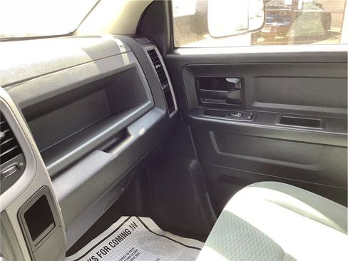 Used 2019 RAM 1500 Express w/ Express Value Package RWD image 14
