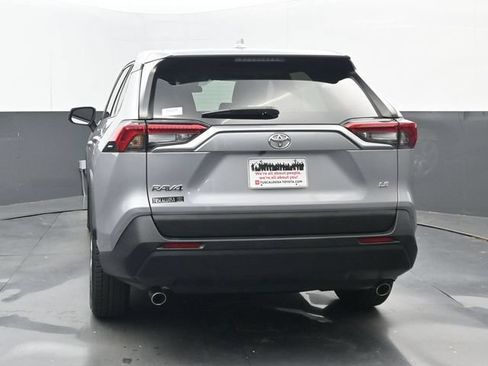 Used 2023 Toyota RAV4 LE FWD image 20