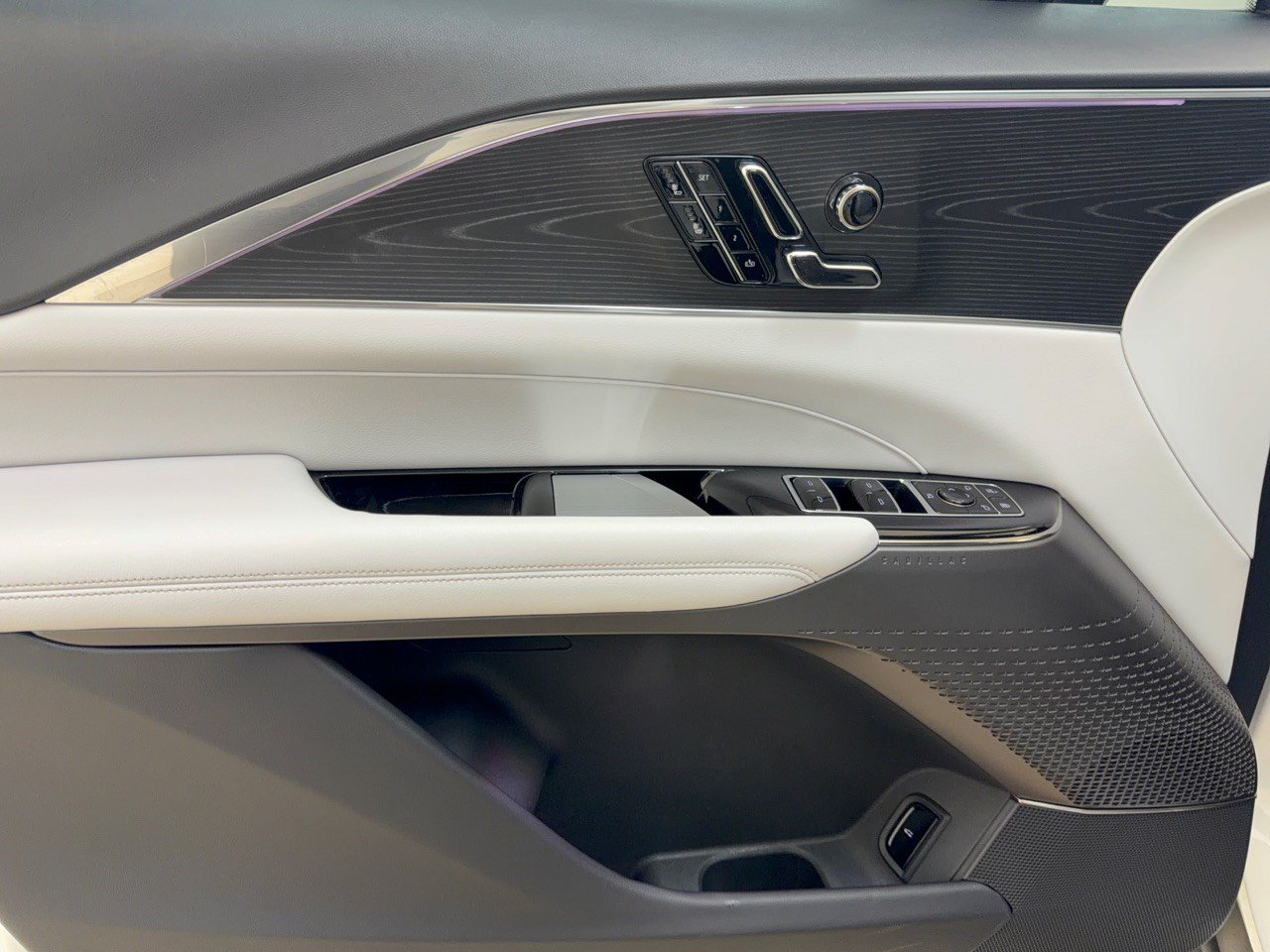 Certified 2024 Cadillac Lyriq Sport w/ LPO, Floor Liner Package AWD/4WD image 14