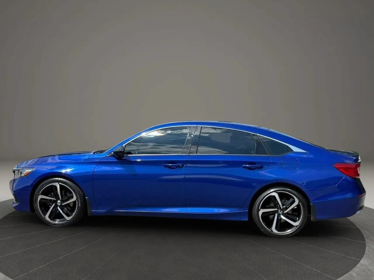 Used 2022 Honda Accord Sport image 7