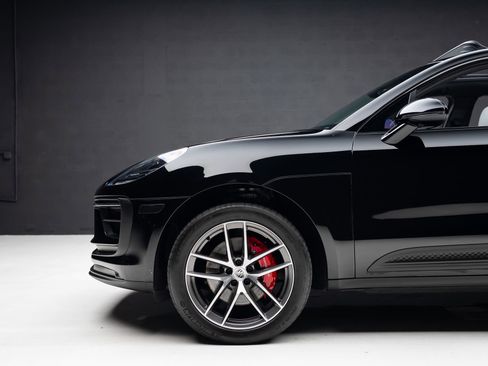 Used 2022 Porsche Macan S image 18