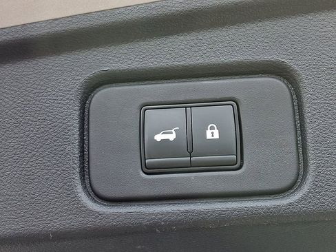 Certified 2023 Nissan Pathfinder SL image 31