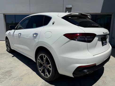 Certified 2022 Maserati Levante Modena AWD/4WD image 6