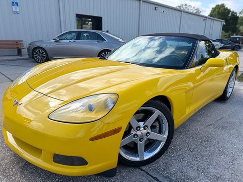 Used 2006 Chevrolet Corvette Convertible w/ Preferred Equipment Group RWD image 1