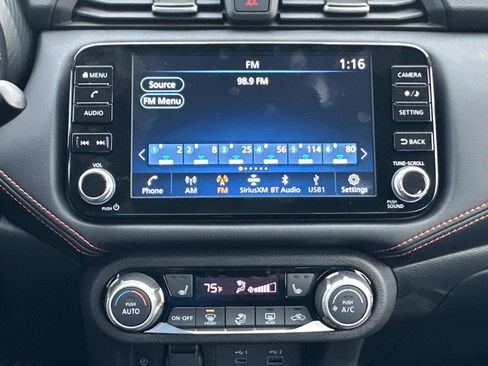 New 2025 Nissan Versa SR w/ Trunk Package image 32