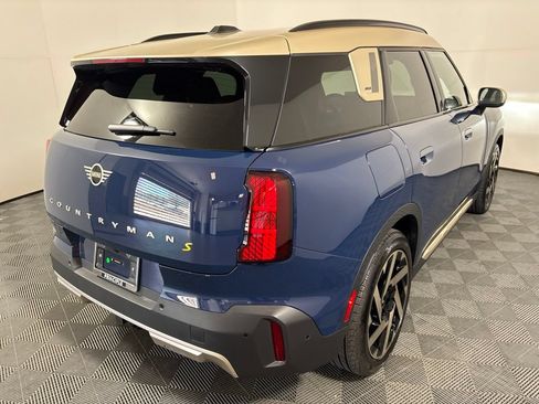 Certified 2025 MINI Cooper Countryman SE w/ Comfort Package Max AWD/4WD image 5