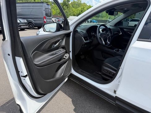 Used 2020 GMC Terrain SLT w/ Preferred Package FWD image 23