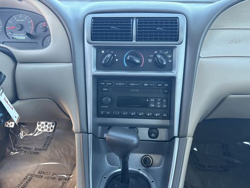 Used 2003 Ford Mustang GT Premium image 14