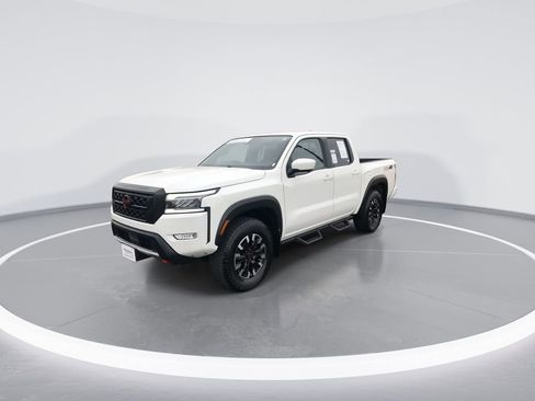 Used 2023 Nissan Frontier PRO-4X w/ Pro Convenience Package image 4