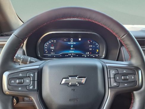 Certified 2023 Chevrolet Suburban RST w/ Luxury Package AWD/4WD image 29