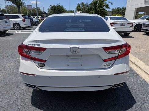 Used 2019 Honda Accord Touring image 5