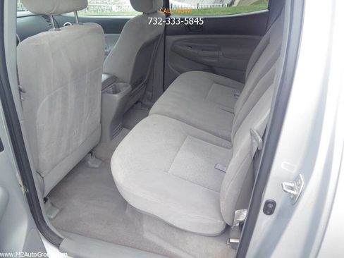 Used 2005 Toyota Tacoma 4x4 Double Cab image 12