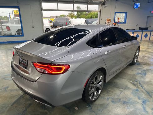 Used 2015 Chrysler 200 S image 11