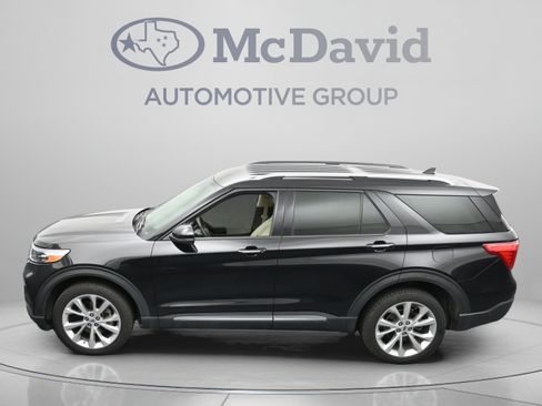 Used 2022 Ford Explorer Platinum w/ Equipment Group 601A AWD/4WD image 36