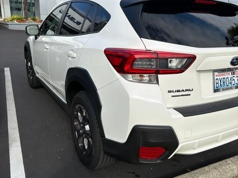 Used 2021 Subaru Crosstrek 2.5i Sport w/ Moonroof Package AWD/4WD image 2