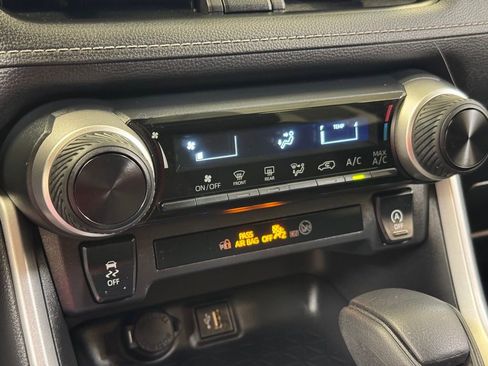 Used 2024 Toyota RAV4 LE image 35