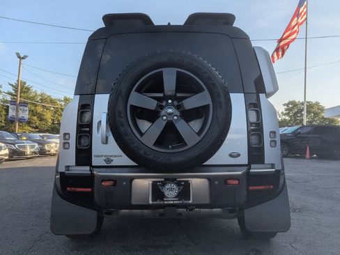 Used 2020 Land Rover Defender 110 X image 9