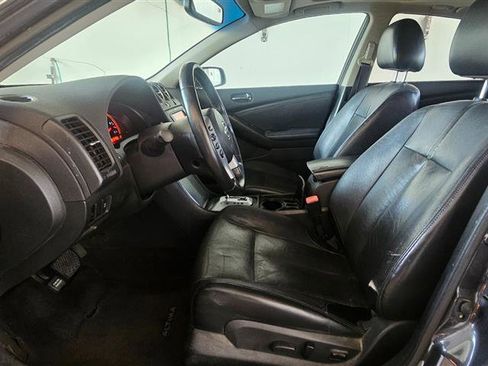 Used 2008 Nissan Altima 3.5 SE w/ Premium Pkg image 14