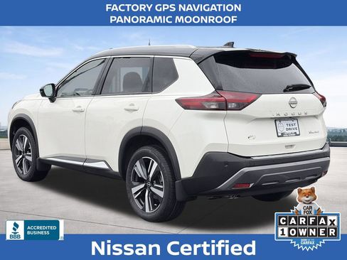 Certified 2023 Nissan Rogue SL image 3