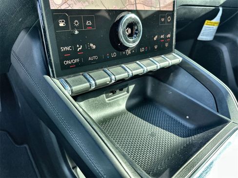 New 2026 GMC Terrain Elevation w/ Elevation Premium Package image 27