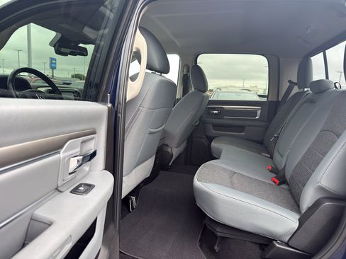 Used 2018 RAM 1500 Big Horn AWD/4WD image 30