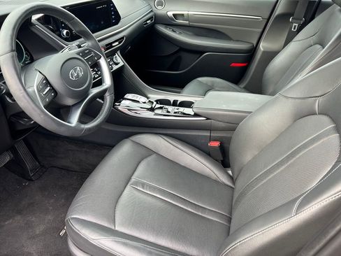 Used 2023 Hyundai Sonata Limited image 9