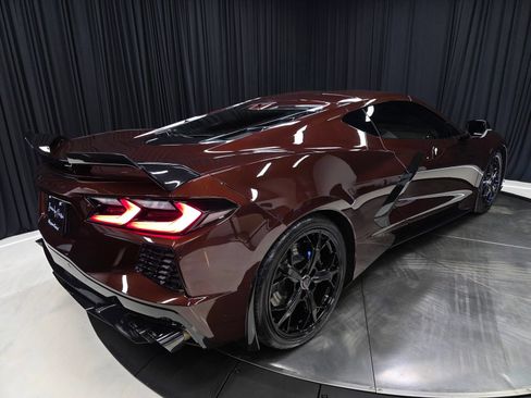 Used 2022 Chevrolet Corvette Stingray Premium Cpe w/ Z51 Performance Package RWD image 48