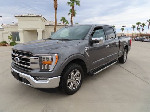 Used 2023 Ford F150 Lariat image 3