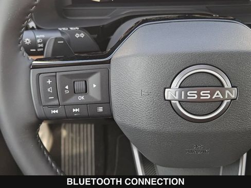 New 2026 Nissan Pathfinder Platinum FWD image 27