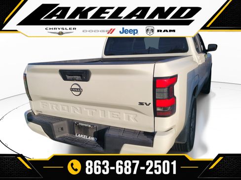 Used 2022 Nissan Frontier SV RWD image 4