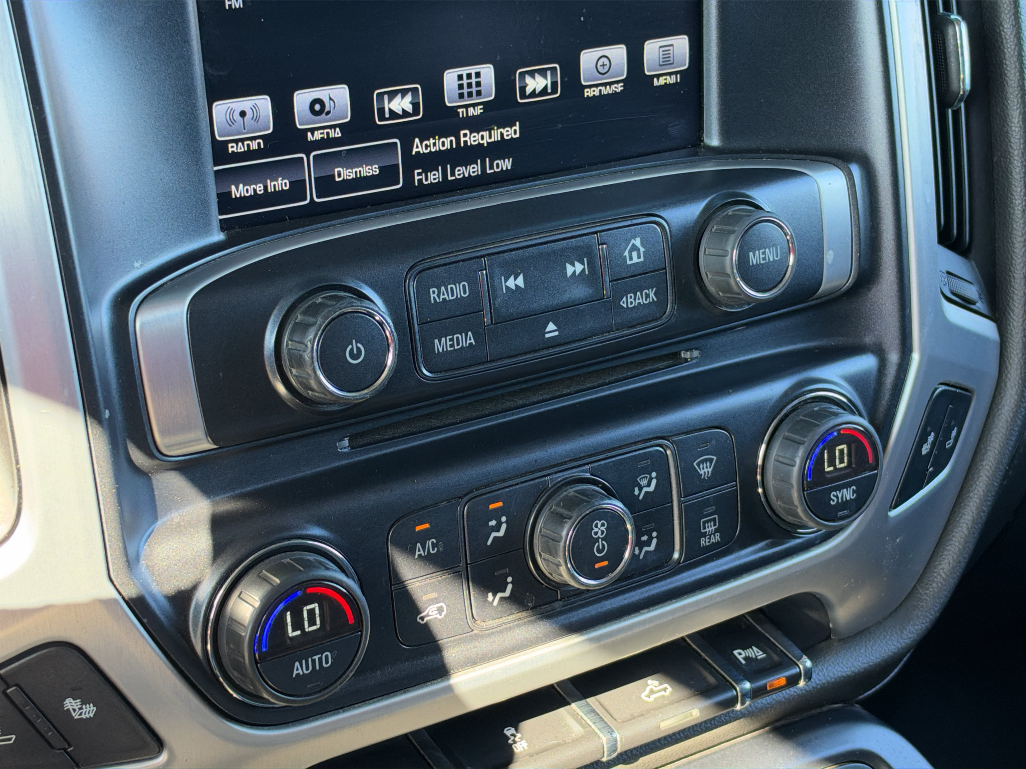 Used 2016 GMC Sierra 1500 SLE w/ SLE Value Package AWD/4WD image 21