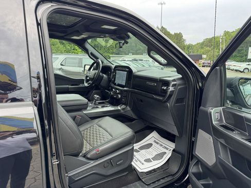 Used 2022 Ford F150 XLT w/ Equipment Group 302A High AWD/4WD image 17