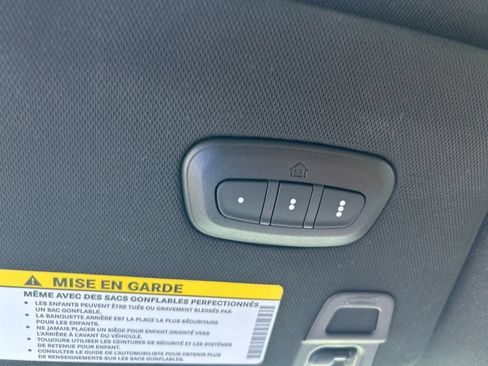 Used 2025 Jeep Grand Cherokee Limited w/ Black Appearance Package RWD image 46